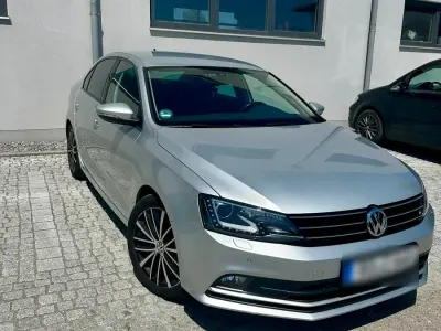Gebraucht VW Jetta 110 PS (80 kW) 2014 Silber Limousine