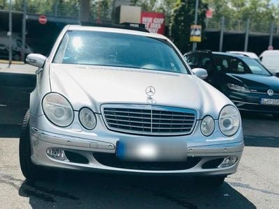 Mercedes E240