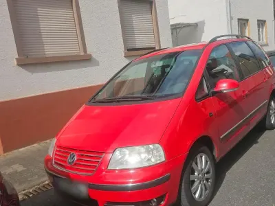 Gebraucht VW Sharan 116 PS (85 kW) 2004 Rot Van / Kleinbus