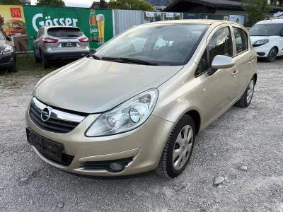 Używany Opel Corsa Edition 80 KM (58 kW) 2009 Srebrny Hatchback