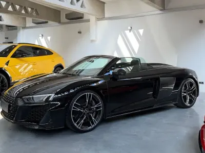 Używany Audi R8 Spyder Performance 570 KM (419 kW) 2024 Czarny Kabriolet