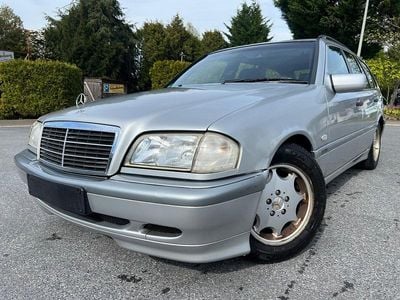 Usata Mercedes C180 122 CV (89 kW) 2000 Grigio Station wagon