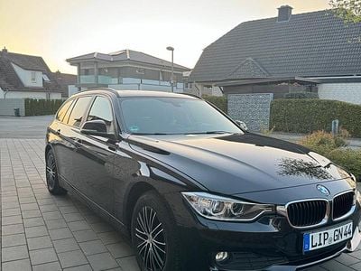Usata BMW 318 Sport Line 143 CV (105 kW) 2014 Nero Station wagon