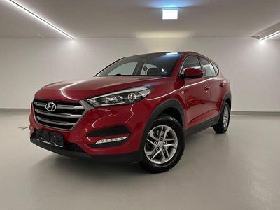 Gebraucht Hyundai Tucson 116 PS (85 kW) 2017 Rot SUV