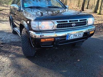 Gebraucht Nissan Pathfinder 150 PS (110 kW) 1998 Schwarz SUV