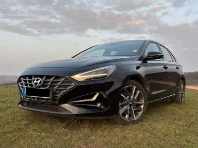 Gebraucht Hyundai i30 Edition 30+ 120 PS (88 kW) 2021 Schwarz Limousine