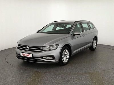 Gebraucht VW Passat Business 150 PS (110 kW) 2022 Silber Kombi
