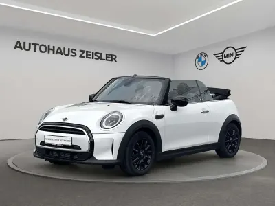 Gebraucht Mini Cooper Cabriolet 136 PS (100 kW) 2023 Nanuq white Cabrio