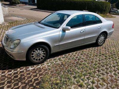 Mercedes E220