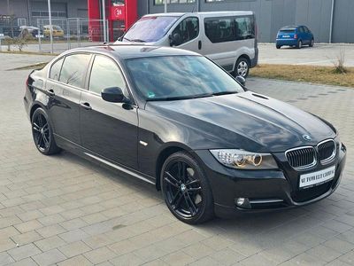 Gebraucht BMW 320 Lifestyle 184 PS (135 kW) 2011 Schwarz Limousine