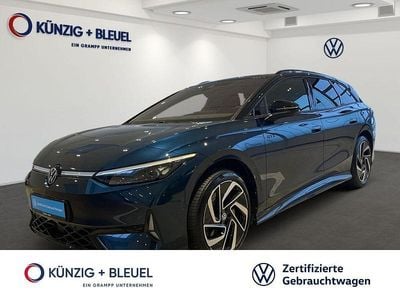 Aquamarinblau metallic schwarz Gebraucht 2025 VW ID.7 GTX Kombi | 51.490 € (Guter Preis)