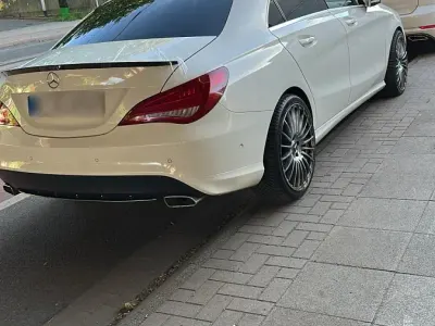 Gebraucht Mercedes CLA220 AMG line 177 PS (130 kW) 2015 Weiß Limousine