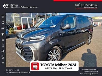 Gebraucht Toyota Proace Verso Club 177 PS (130 kW) 2024 Titanium grey metallic Kombi