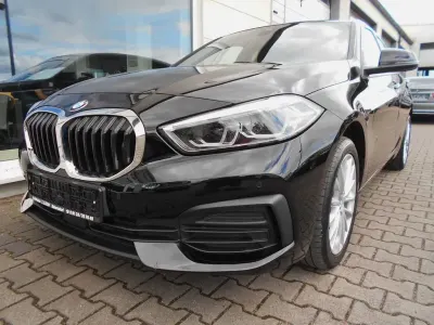 Gebraucht BMW 118 136 PS (100 kW) 2022 Schwarz Kleinwagen