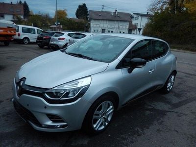 Gebraucht Renault Clio IV 90 PS (66 kW) 2019 Silber Limousine
