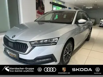 Gebraucht Skoda Octavia Ambition 150 PS (110 kW) 2023 Brilliantsilber metallic Kombi