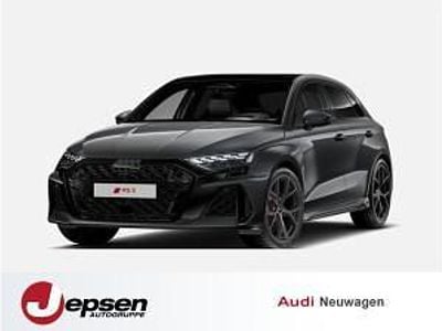 Neu Audi RS3 400 PS (294 kW) 2026 Grau (daytonagrau perleffekt) Limousine