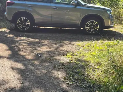 Gebraucht Suzuki Vitara Comfort+ 140 PS (102 kW) 2019 Grau SUV