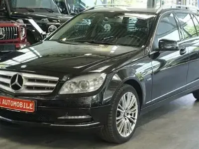 Gebraucht Mercedes C200 184 PS (135 kW) 2010 Schwarz Kombi