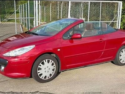 Gebraucht Peugeot 307 CC Sport 140 PS (102 kW) 2009 Rot Cabrio