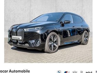 Second-hand BMW iX Sport Line 300 kW (408 CP) 2025 Negru SUV