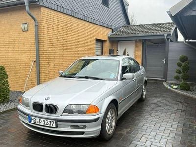 Silber Gebraucht 2001 BMW 320 Limousine | 2.999 € (Guter Preis)