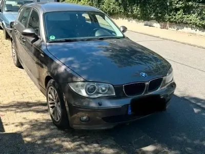 Gebraucht BMW 120 163 PS (119 kW) 2006 Braun Kleinwagen