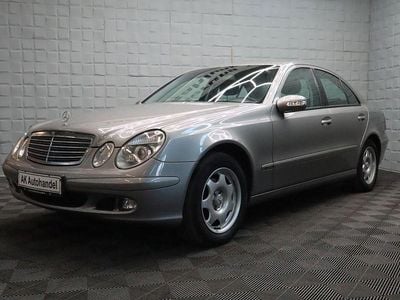 Second-hand Mercedes E200 163 CP (119 kW) 2005 Argintiu Berlinǎ