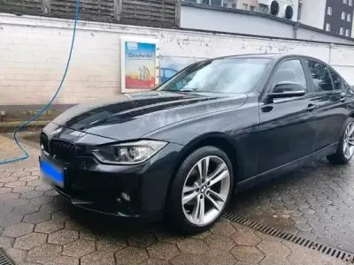 Gebraucht BMW 316 116 PS (85 kW) 2013 Schwarz Limousine