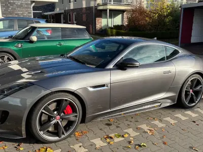 Käytetty Jaguar F-Type R 551 HP (405 kW) 2016 Harmaa Coupe - kaksiovinen