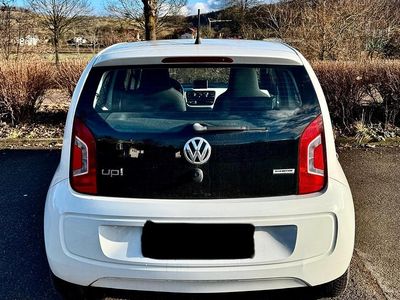 Gebraucht VW up! CLUB 60 PS (44 kW) 2015 Weiß Kleinwagen
