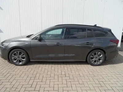Usata Ford Focus ST-Line X 155 CV (114 kW) 2024 Grigio Berlina