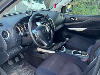 Gebraucht Nissan Navara Visia 190 PS (139 kW) 2016 Silber Pickup