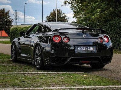 Nissan GT-R