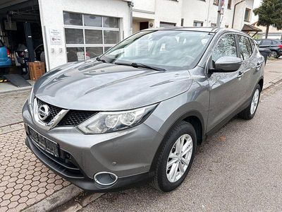 Gebraucht Nissan Qashqai Acenta 116 PS (85 kW) 2016 Grau SUV