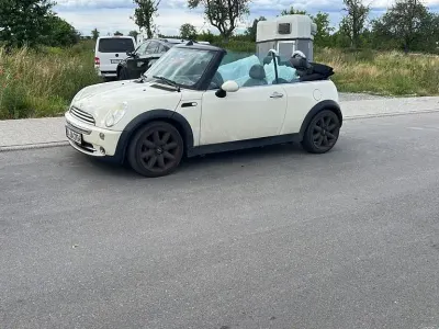 Gebraucht Mini Cooper Cabriolet 116 PS (85 kW) 2006 Weiß Cabrio