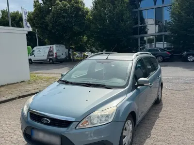 Gebraucht Ford Focus 109 PS (80 kW) 2009 Kombi