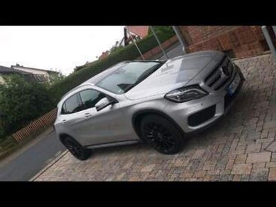 Mercedes GLA220