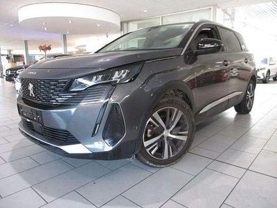 Gebraucht Peugeot 5008 Allure 131 PS (96 kW) 2021 Lackierung platiniumgrau/metall Limousine