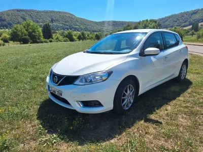 Gebraucht Nissan Pulsar Acenta 116 PS (85 kW) 2016 Weiß Kleinwagen