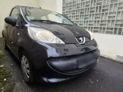 Gebraucht Peugeot 107 68 PS (50 kW) 2006 Schwarz Kleinwagen