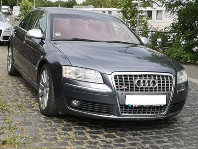Audi A8L