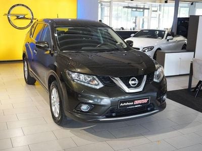 Schwarz Gebraucht 2015 Nissan X-Trail Acenta SUV | 13.490 € (Fairer Preis)