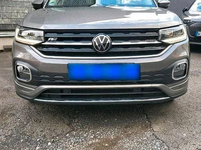 Second-hand VW T-Cross Active 110 CP (80 kW) 2021 Gri SUV