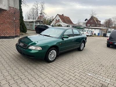 Gebraucht Audi A4 101 PS (74 kW) 1998 Grün Limousine