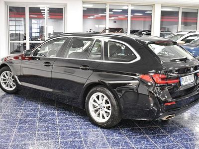 Gebraucht BMW 520 190 PS (139 kW) 2022 Schwarz Kombi