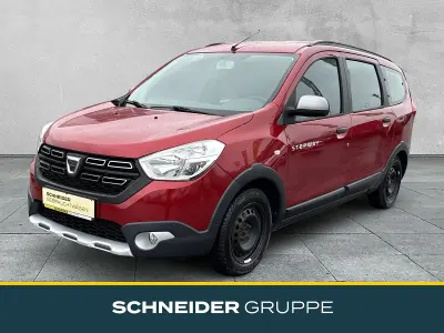 Gebraucht Dacia Lodgy Stepway 116 PS (85 kW) 2020 Rot Van / Kleinbus