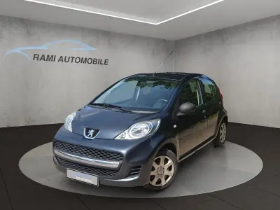 Gebraucht Peugeot 107 68 PS (50 kW) 2010 Grau Kleinwagen