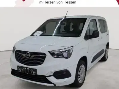 Gebraucht Opel Combo Life Edition 110 PS (80 kW) 2022 Weiß Limousine