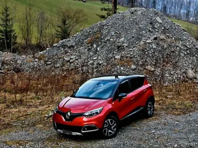 Gebraucht Renault Captur 90 PS (66 kW) 2014 Rot SUV